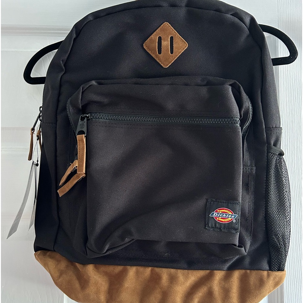 NWT Dickies “the signature” backpack